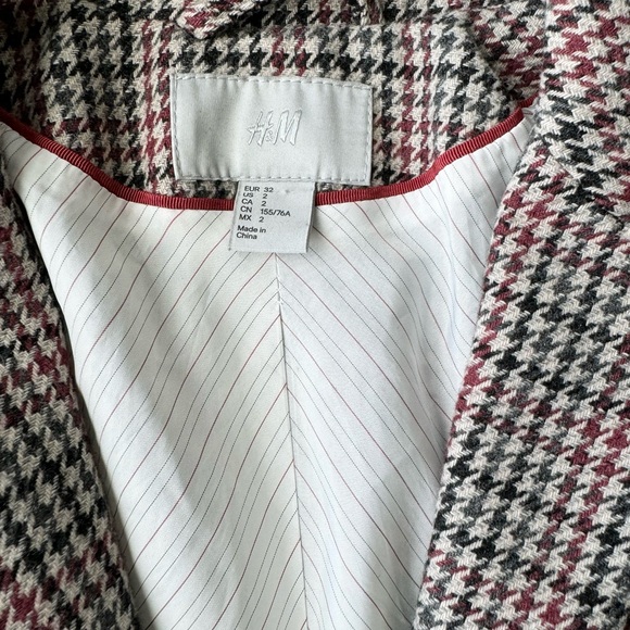 H&M Herringbone Blazer Size 2 - Picture 3 of 3